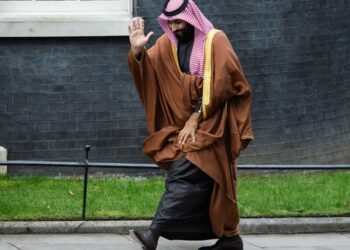 “التايمز البريطانية”.. هذا ما تخسره السعودية كل يوم في الحرب على اليمن منذ سبع سنوات