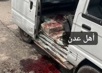 ناشطون يفيدون باستهداف مواطنين على متن باص عقب وقوع الانفجار