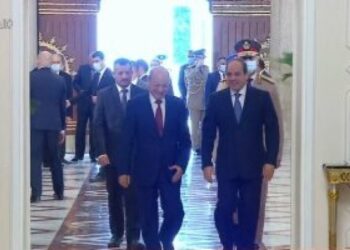 كشف ترتيبات لإعلان التطبيع بين مجلس القيادة الرئاسي و”إسرائيل”