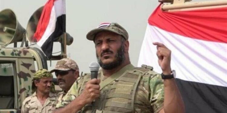 طارق يبدأ تحركات عسكرية ضد الإنتقالي في شبوة