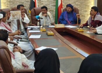 لجنة اعتصام المهرة تصدر بيان شديد اللهجة وتحذر القوات السعودية والأمريكية وتطالبها بمغادرة المحافظة فورا