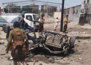 الانتقالي يتهم القاعدة بمحاولة استهداف أحد قياداته في أبين