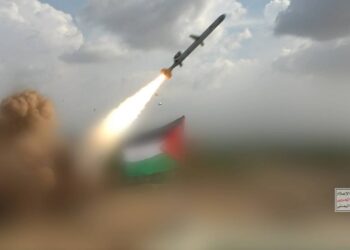 صحيفة عبرية.. تصف “أنصار الله” بالخطر غير المسبوق القادم من الجنوب لاستهداف “إسرائيل”