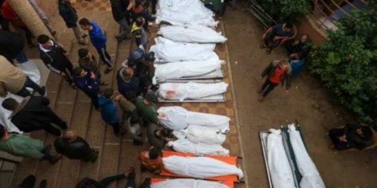 الصحة الفلسطينية تكشف حصيلة مجازر العدوان الإسرائيلي بحق عائلات فلسطينية في غزة خلال الساعات الماضية فقط