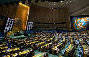 حماس ترحب بقرار الجمعية العامة للأمم المتحدة بوقف إطلاق النار والسماح بإدخال المساعدات فورا إلى غزة