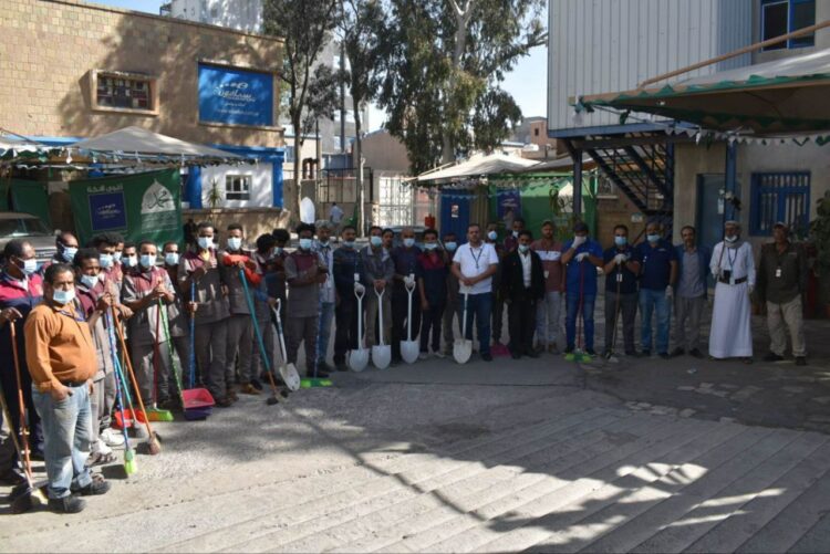 سبأفون تدشن حملة نظافة بعدد من أحياء أمانة العاصمة
